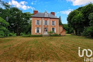 Demeure à Ouzouer-sur-Trézée (45250)