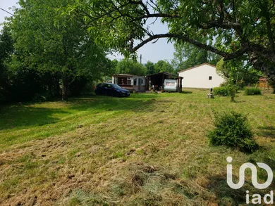 Terrain à bâtir à Saint-Diéry (63320)