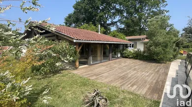 House in Parentis-en-Born (40160)