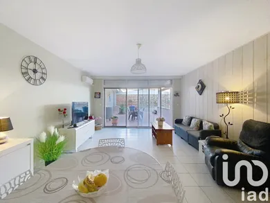 Apartment at Grenade (31330)