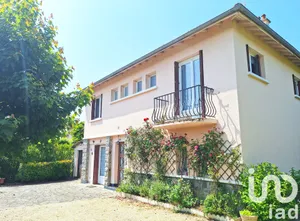 Maison à Saint-Paul-des-Landes (15250)