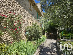 Bastide at Saint-Pierre-de-Vassols (84330)