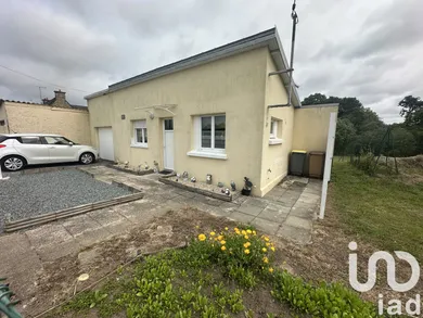 House at Le Vieux-Marché (22420)