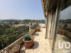 Appartement à Aix-en-Provence (13100)