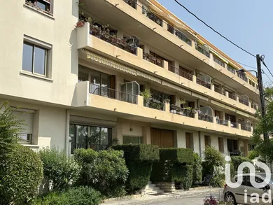 Apartment at Aix-en-Provence (13100)