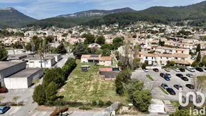 Land at La Farlède (83210)