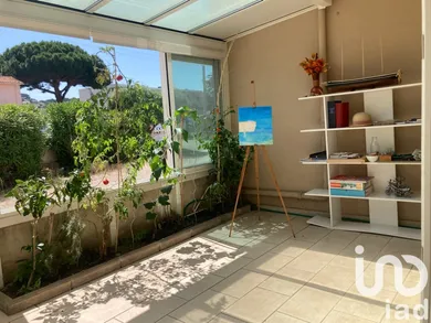 Apartment at Six-Fours-les-Plages (83140)