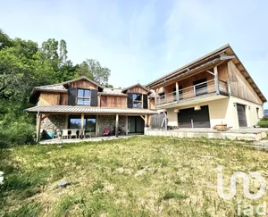 Châlet à Saint-Apollinaire (05160)