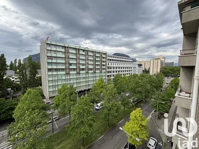 Apartment in Grenoble (38000)