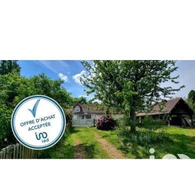 Maison traditionnelle à Saint-Martin-de-Mailloc (14100)