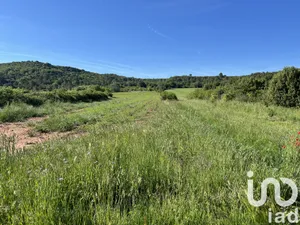 Farm land at Saint-Julien (83560)