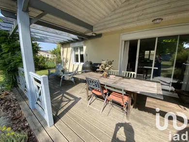 Maison à Vayres (33870)