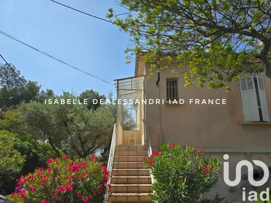 Apartment at Sanary-sur-Mer (83110)