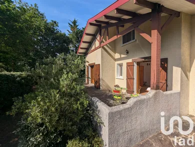 Traditional house in Biscarrosse (40600)