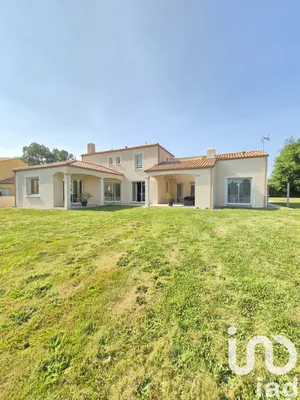 Maison à Bellevigny (85170)