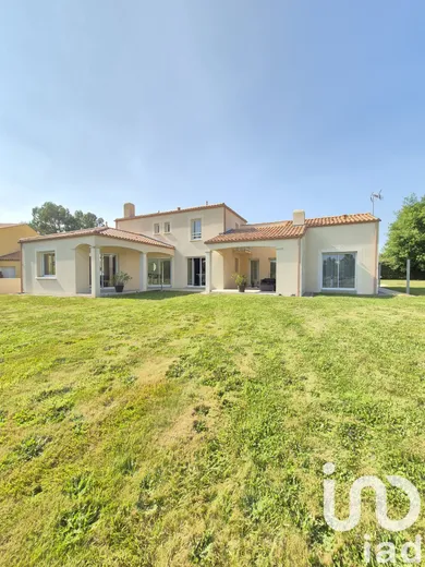 House at Bellevigny (85170)