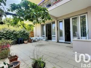 Appartement à Arles (13200)