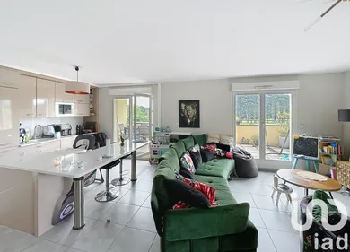 Duplex at Simandres (69360)