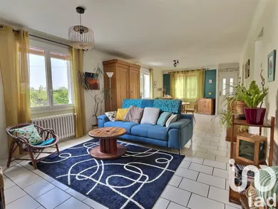 Maison à Villeneuve (04180)