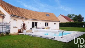 Maison traditionnelle à Lessard-le-National (71530)