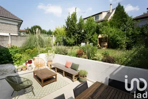 House at Rosny-sous-Bois (93110)