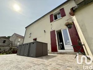 Maison de village à Château-Thierry (02400)