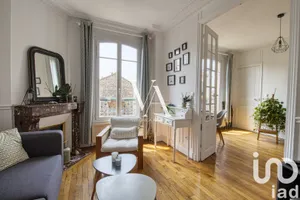 Apartment at Saint-Denis (93200)