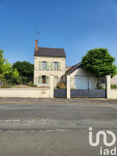 Maison de village à Cersay (79290)