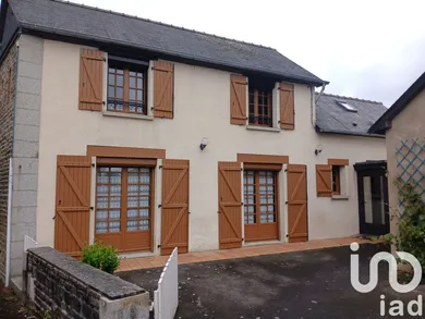 Traditional house at Saint-Hilaire-du-Harcouët (50600)