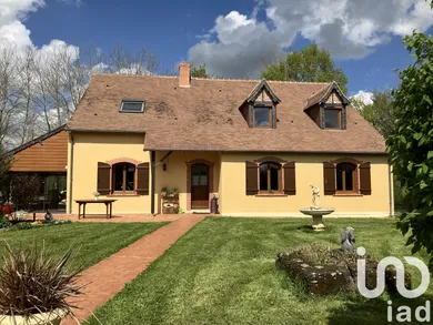 Maison traditionnelle à Moncé-en-Belin (72230)