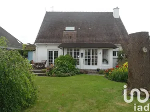 Detached at Isbergues (62330)