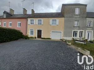 Townhouse at Pré-en-Pail (53140)