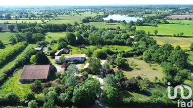 Domaine à Gourgé (79200)