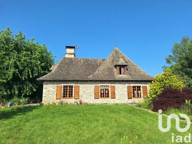 House at Arpajon-sur-Cère (15130)