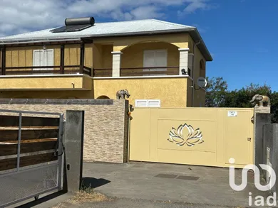 House at Saint-Pierre (97410)