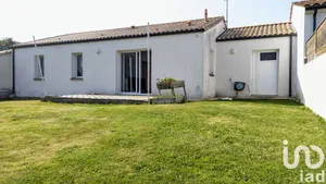 Maison à Sainte-Foy (85150)