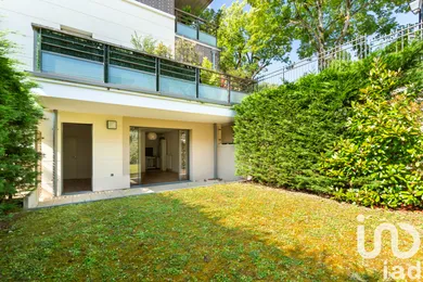 Apartment at Marly-le-Roi (78160)