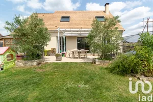Maison à Beynes (78650)