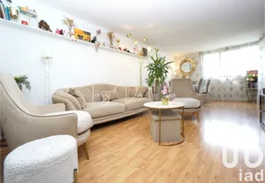 Apartment at Roissy-en-Brie (77680)