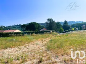 Land at Oppède (84580)