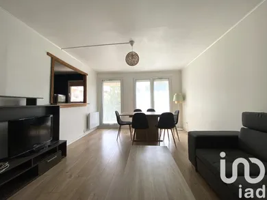 Apartment in Viry-Châtillon (91170)
