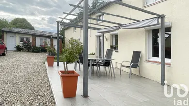 Village house at Doméliers (60360)