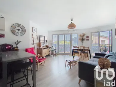 Apartment at Antony (92160)