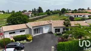 House in Clam (17500)