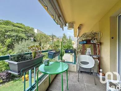 Appartement à Menton (06500)