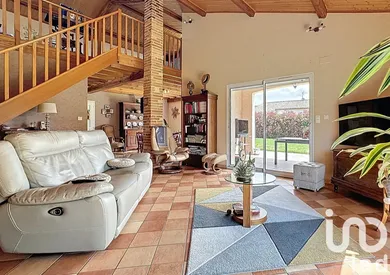 Traditional house at Villemade (82130)