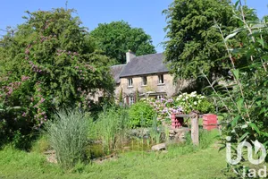 Longere at Cerisy-la-Salle (50210)