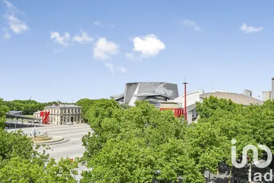 Apartment in Paris (75019)