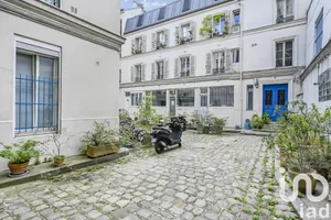 Apartment at Paris (75019)