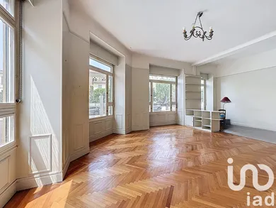 Appartement à Menton (06500)